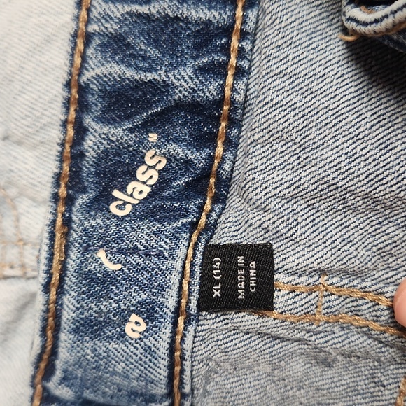 Girls Jeans shorts -- art class . Size 14. - Picture 2 of 4